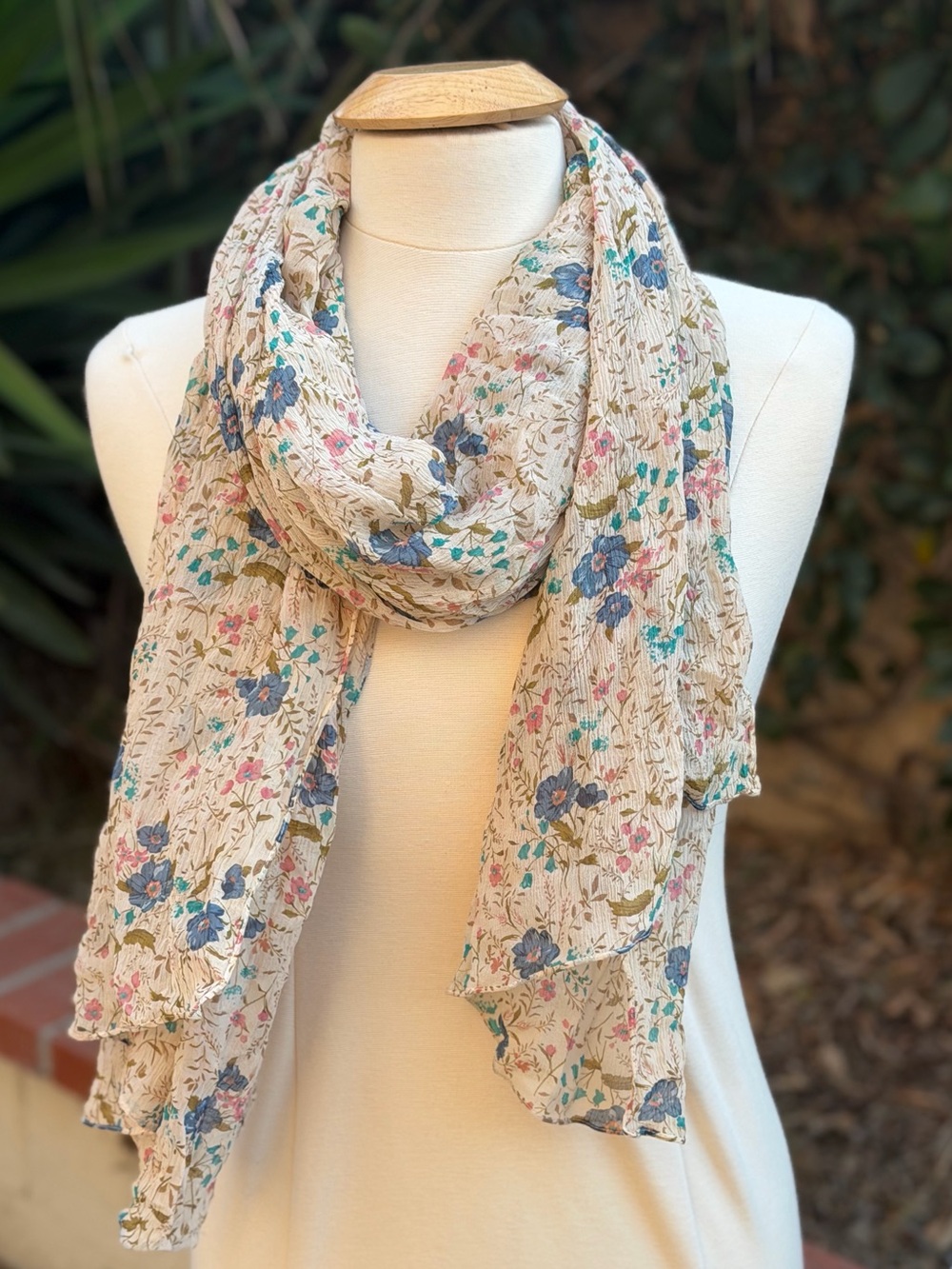 Women’s Floral Crinkle Scarf - Beige with Blue & Pink Flowers